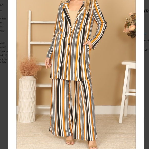 NWT Women's 2pc Stripe Collared Button Down Tie Waist Wide Leg Matching Suit - Picture 2 of 4